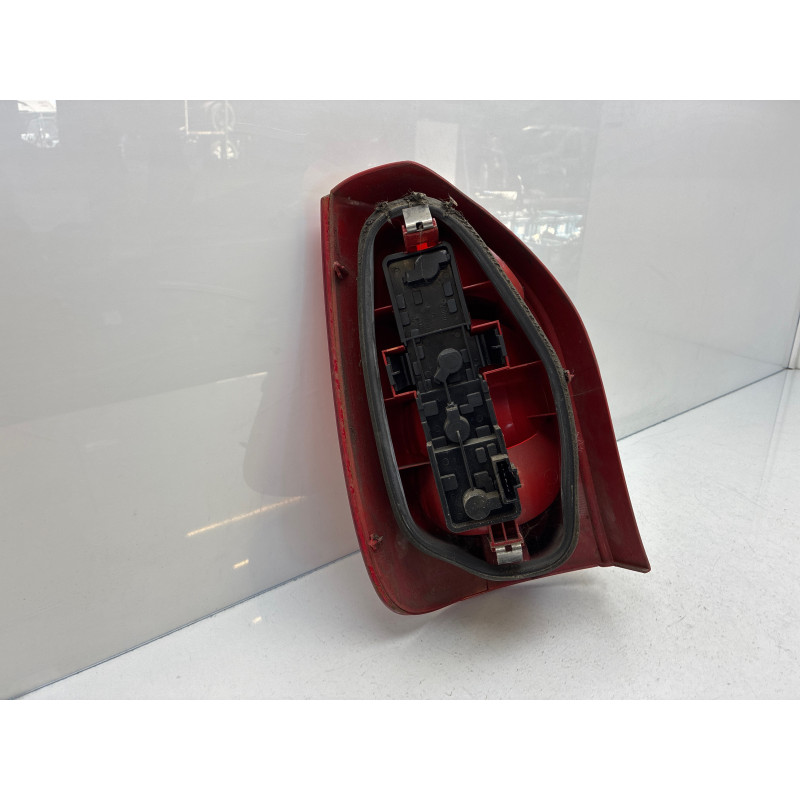 Feu arriere principal droit (feux) CITROEN XSARA PICASSO Photo n°4