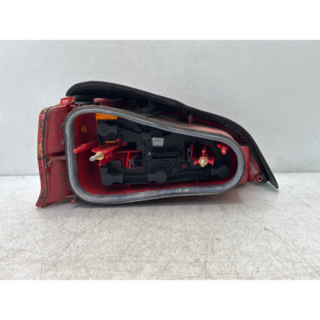 Feu arriere principal droit (feux) PEUGEOT 106