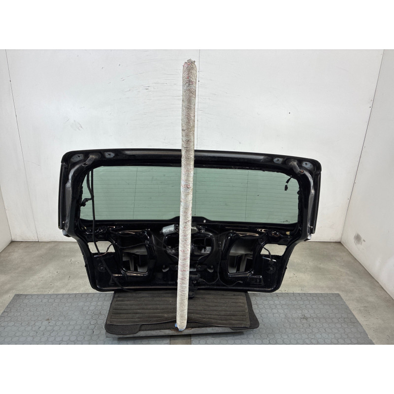Malle/Hayon arriere AUDI A4 2 Photo n°4