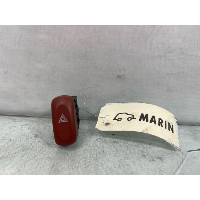 Bouton de warning OPEL AGILA A Photo n°2