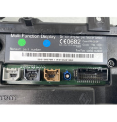 Ecran GPS RENAULT CAPTUR 1 Photo n°1