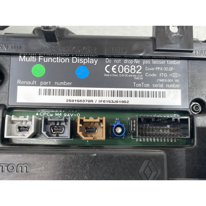 Ecran GPS RENAULT CAPTUR 1 Photo n°1