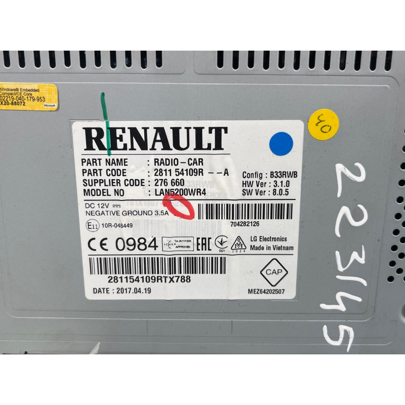 Ecran GPS RENAULT CAPTUR 1 Photo n°2