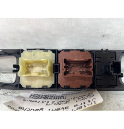 Interrupteur de leve vitre avant gauche RENAULT CAPTUR 1