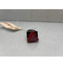 Bouton de warning AUDI A3 2 Photo n°1