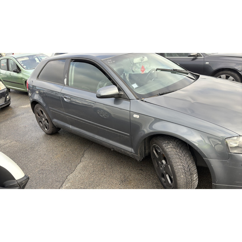 Bouton de warning AUDI A3 2 Photo n°10