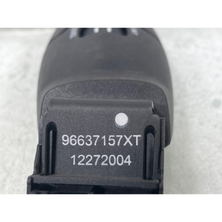 Commande regulateur vitesse PEUGEOT 208 1
