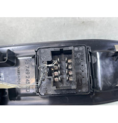 Interrupteur de leve vitre avant gauche PEUGEOT 208 1