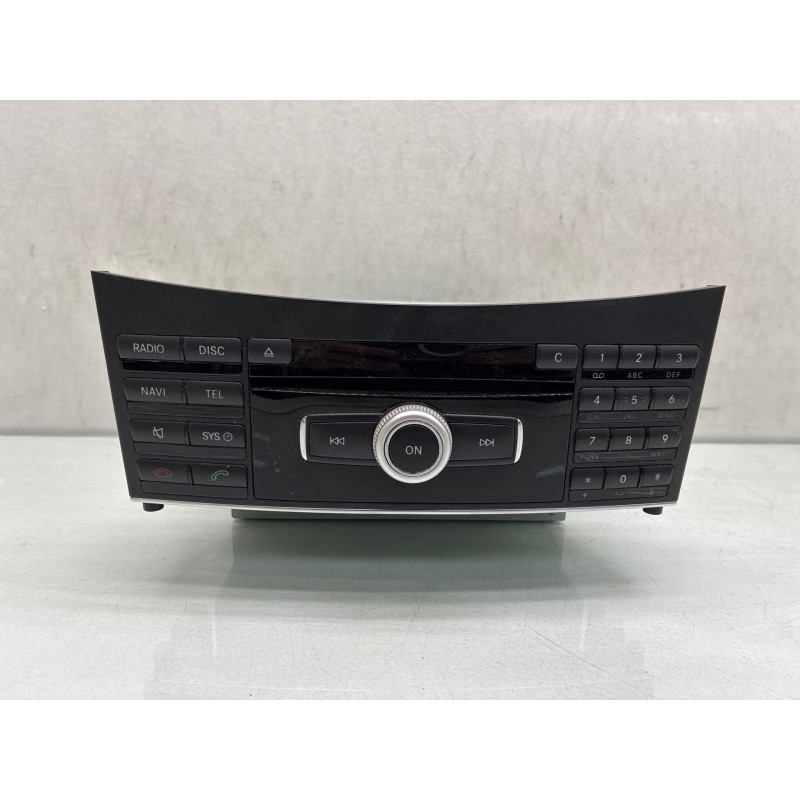 Autoradio d'origine MERCEDES CLASSE E 212 Photo n°2
