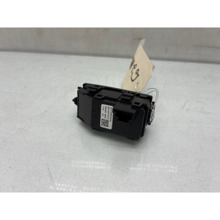 Bouton de warning MERCEDES CLASSE E 212