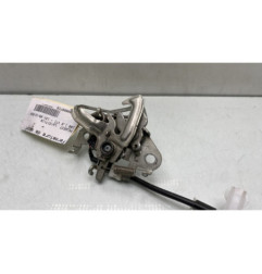 Fermeture de capot PEUGEOT 108