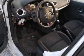 Boitier UCH RENAULT CLIO 3
