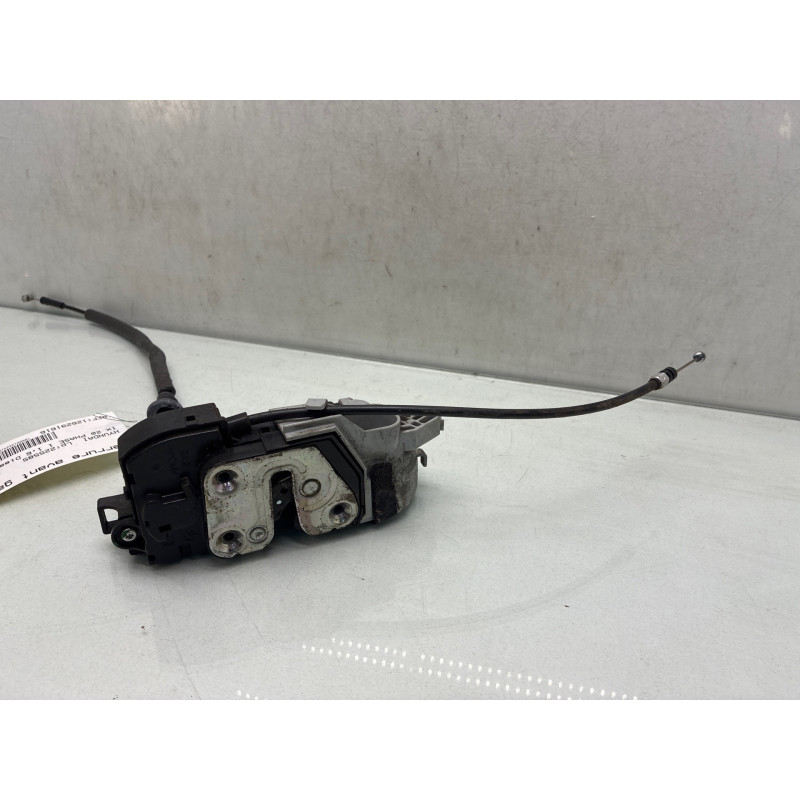 Serrure avant gauche HYUNDAI IX 20 Photo n°4
