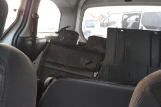 Serrure avant droit PEUGEOT PARTNER 2