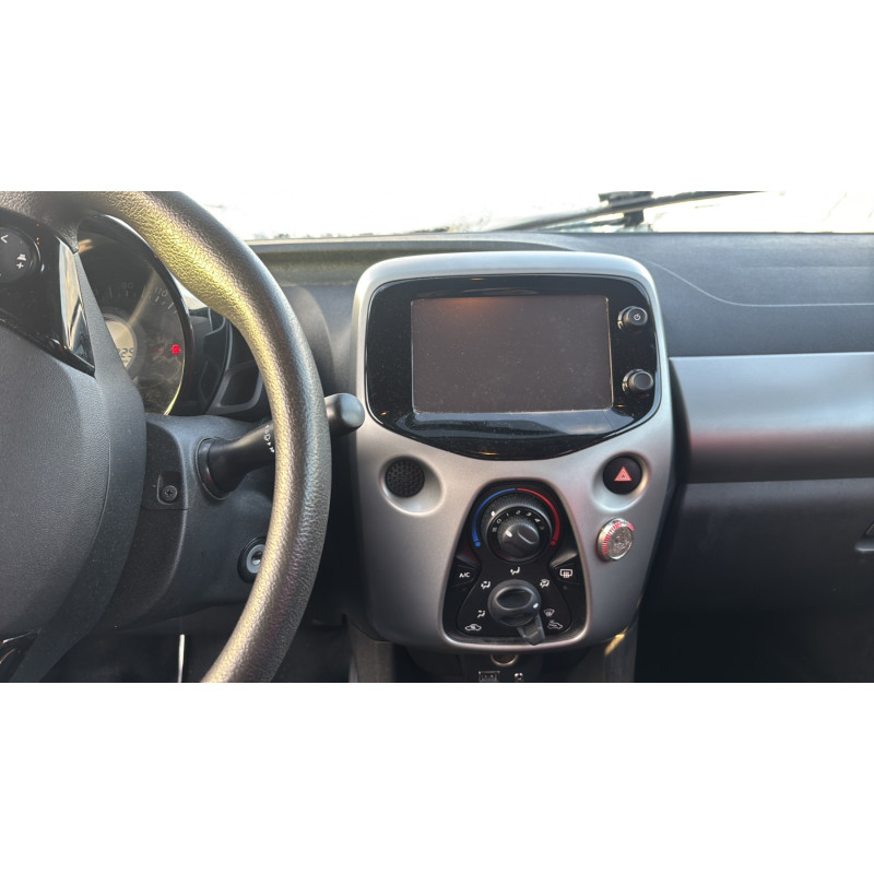 Vitre avant droit CITROEN C1 2 Photo n°20
