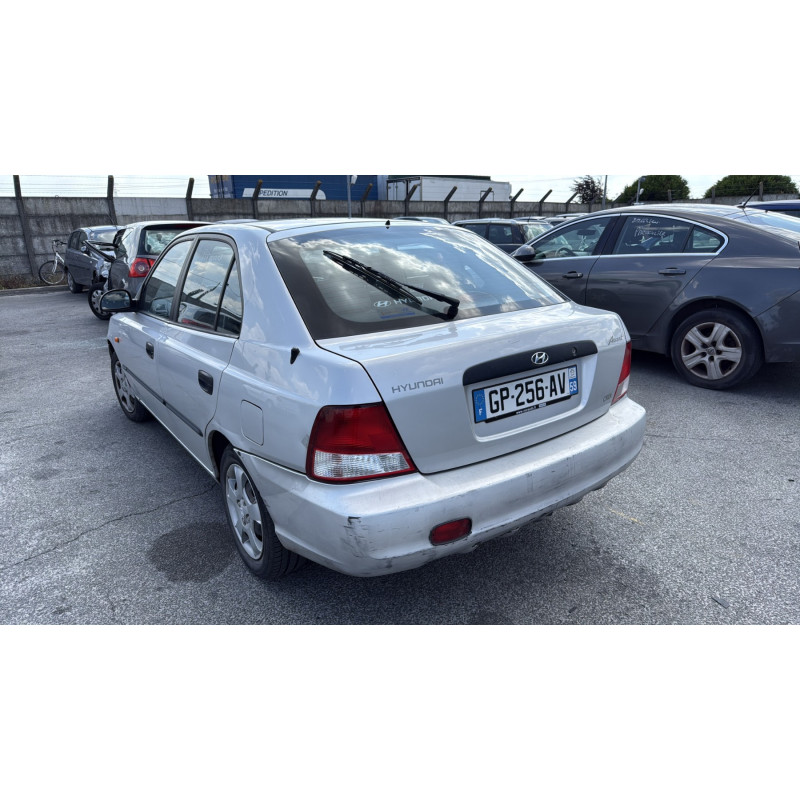 Serrure avant gauche HYUNDAI ACCENT 2 Photo n°8