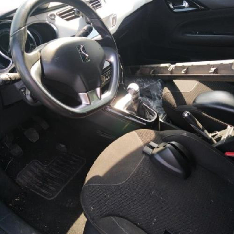 Boitier BSI CITROEN DS3 Photo n°8