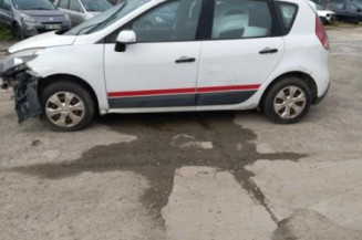 Boitier USM  RENAULT SCENIC 3