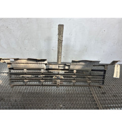 Calandre MITSUBISHI PAJERO 2