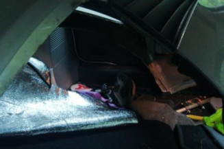 Pretensionneur de ceinture avant droit RENAULT MODUS