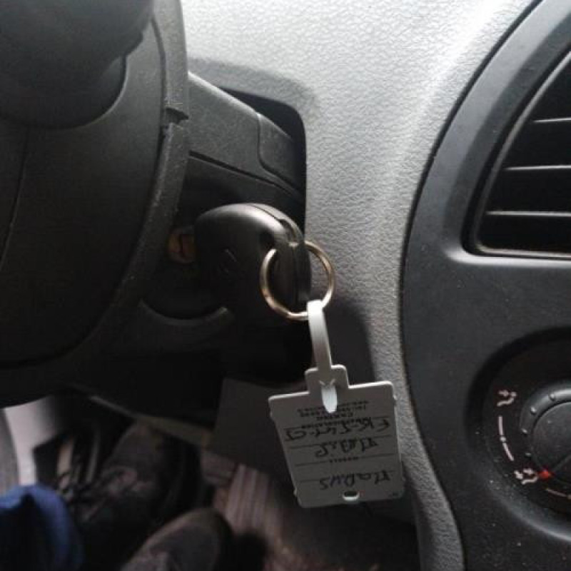 Pretensionneur de ceinture avant droit RENAULT MODUS Photo n°14