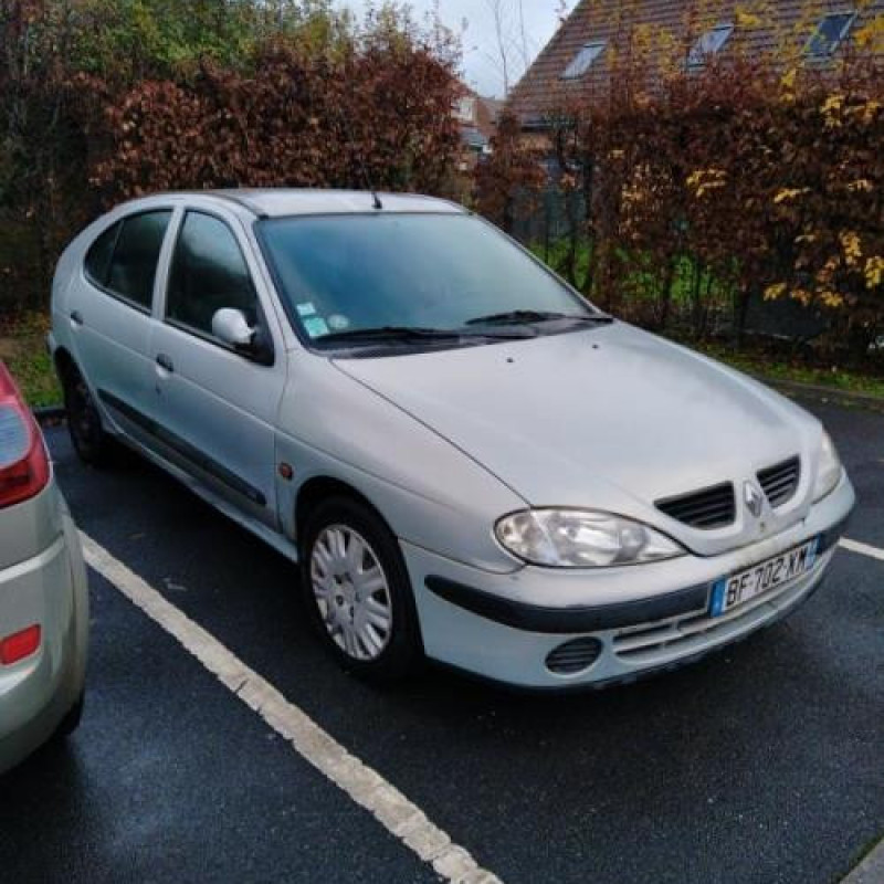 Jante RENAULT MEGANE 1 Photo n°5