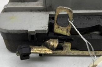 Serrure avant droit PEUGEOT 206
