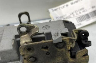 Serrure avant gauche PEUGEOT 206
