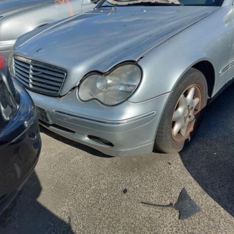 Jante MERCEDES CLASSE C 203 Photo n°8