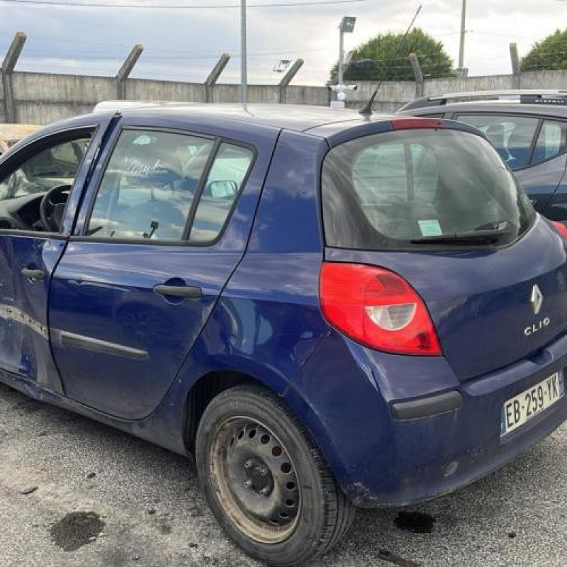 Fermeture de capot RENAULT CLIO 3 Photo n°7