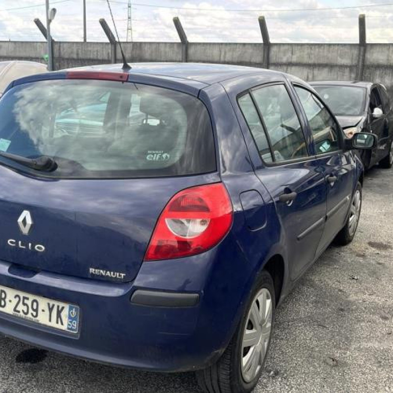 Fermeture de capot RENAULT CLIO 3 Photo n°8