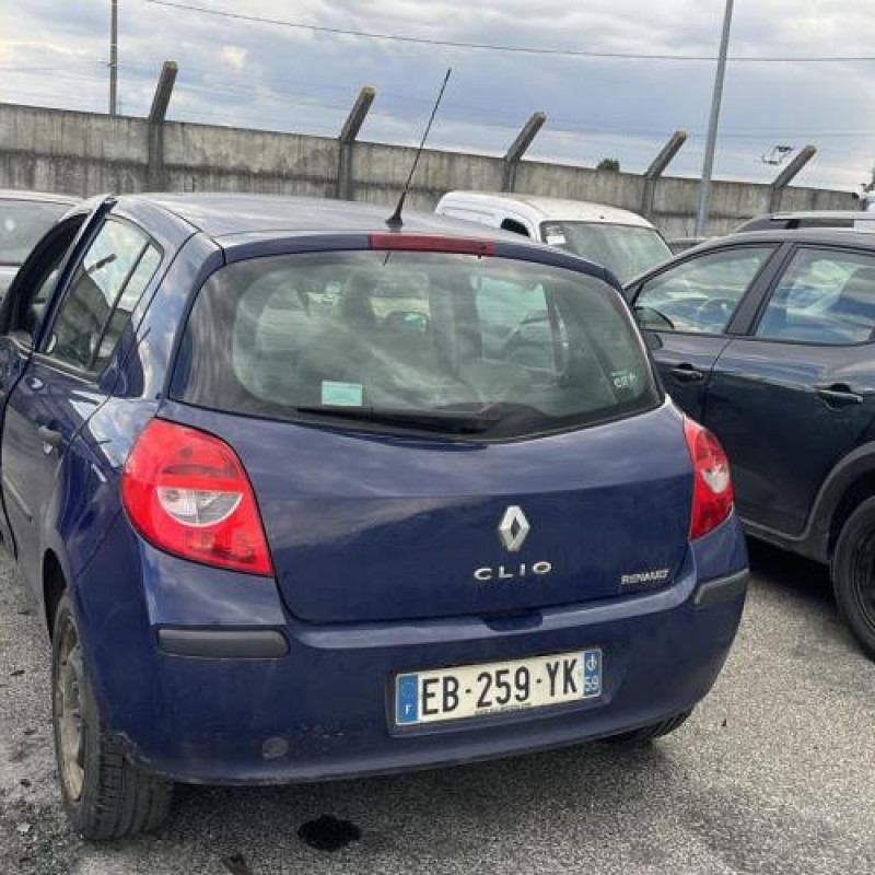Fermeture de capot RENAULT CLIO 3 Photo n°9