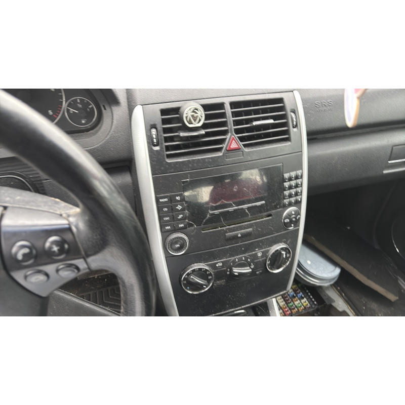 Renfort pare choc arriere (traverse) MERCEDES CLASSE A 169 Photo n°20