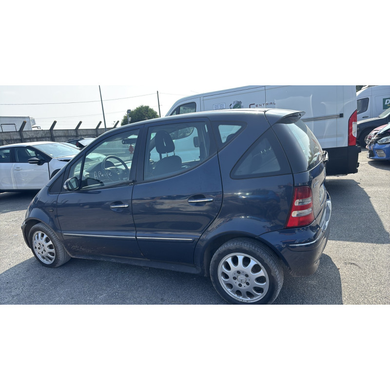 Capot MERCEDES CLASSE A 168 Photo n°18