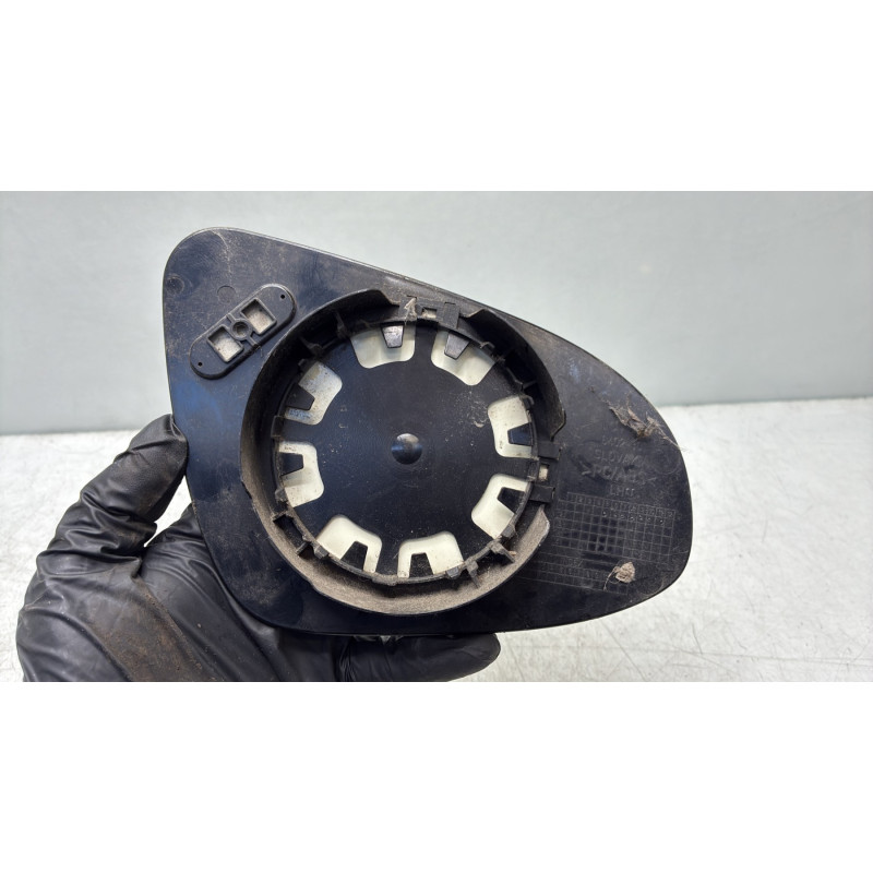 Glace retroviseur gauche TOYOTA YARIS 3 Photo n°2