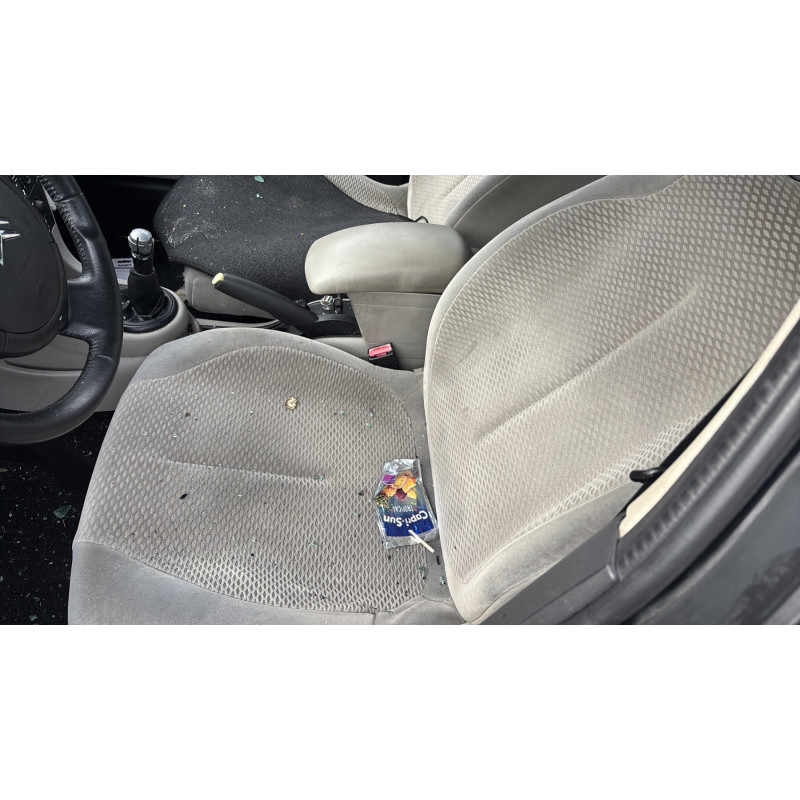 Bouton de coffre CITROEN C4 1 Photo n°15