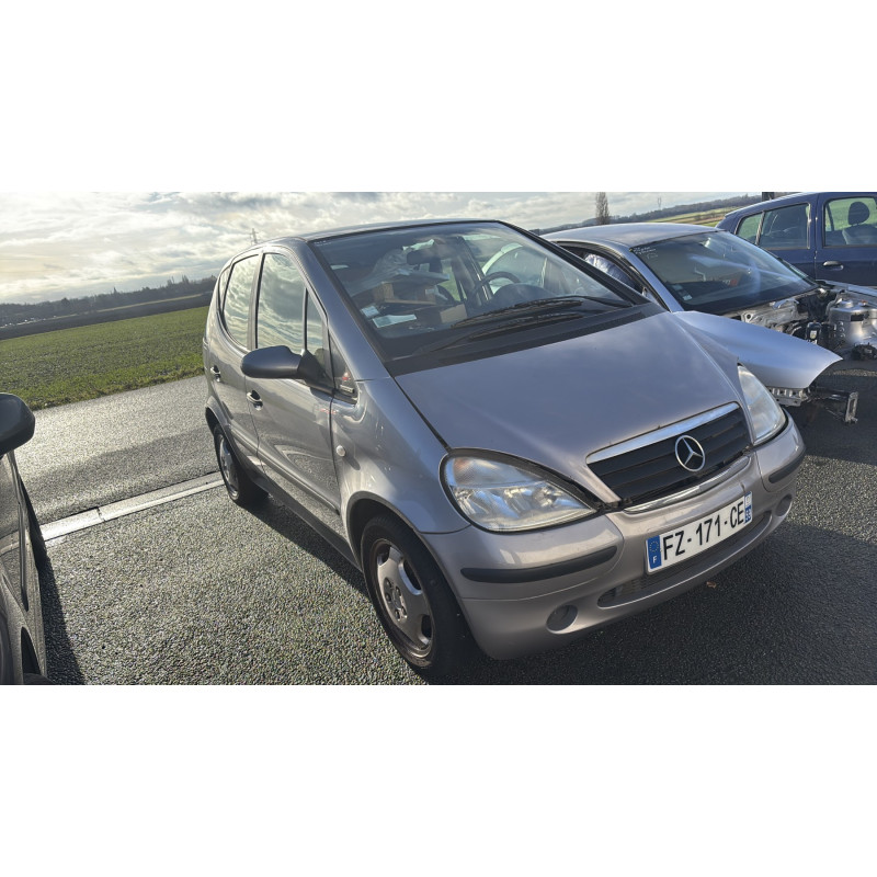 Capot MERCEDES CLASSE A 168 Photo n°9