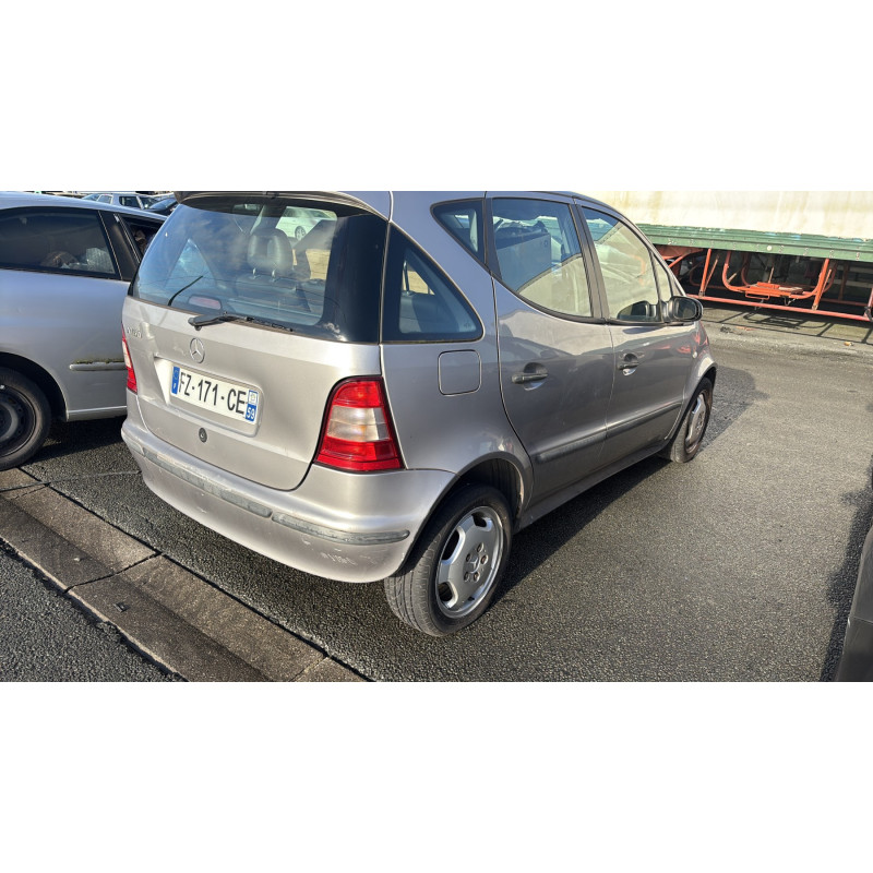 Capot MERCEDES CLASSE A 168 Photo n°11