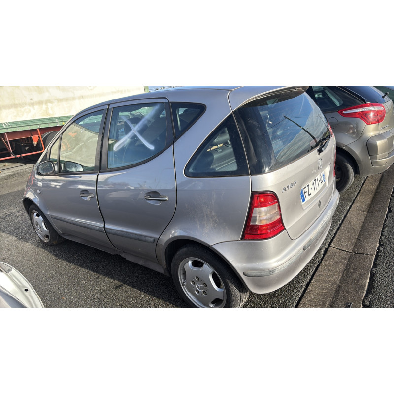 Capot MERCEDES CLASSE A 168 Photo n°14