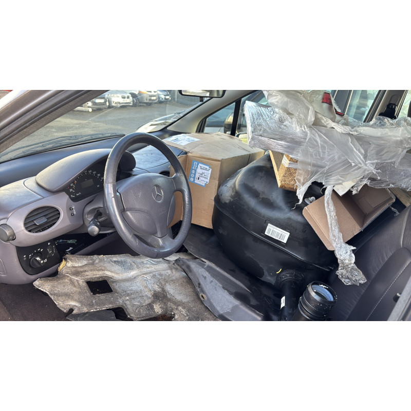 Capot MERCEDES CLASSE A 168 Photo n°18