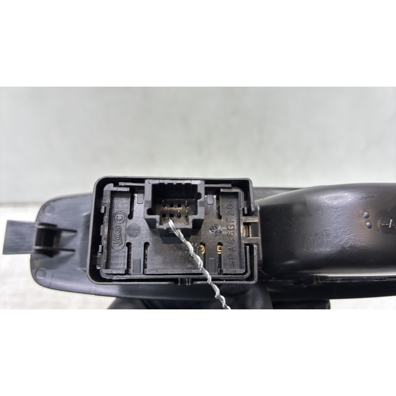 Interrupteur de leve vitre arriere droit RENAULT MEGANE 4 Photo n°4