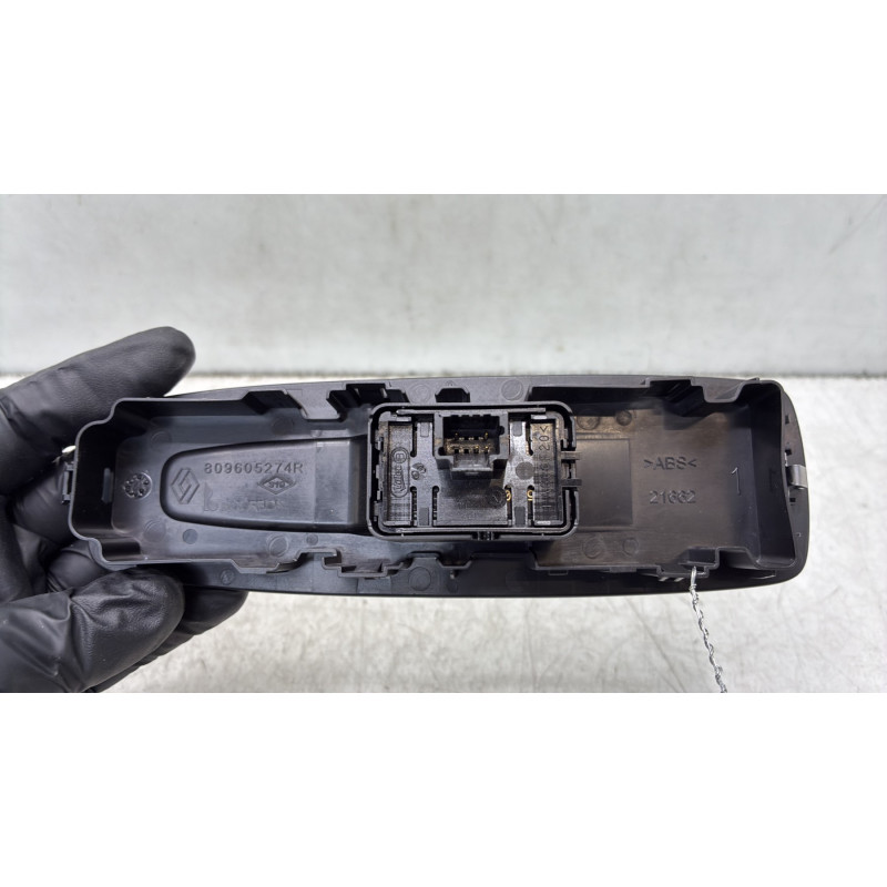 Interrupteur de leve vitre avant droit RENAULT MEGANE 4 Photo n°3