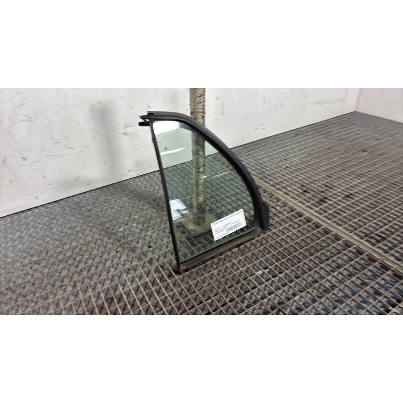 Custode arriere gauche (porte) TOYOTA YARIS 2 Photo n°2
