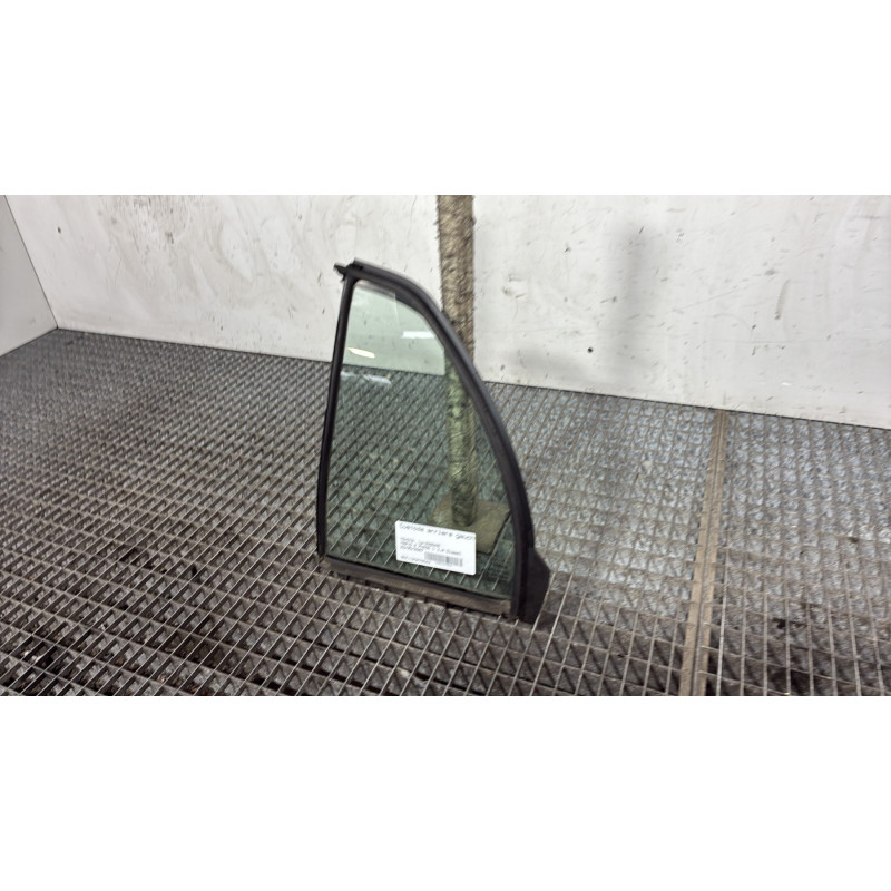 Custode arriere gauche (porte) TOYOTA YARIS 2 Photo n°3