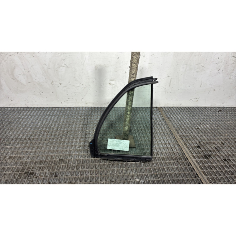 Custode arriere gauche (porte) TOYOTA YARIS 2 Photo n°4