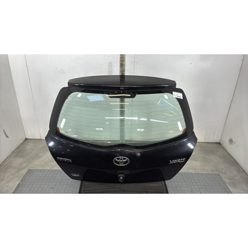 Malle/Hayon arriere TOYOTA YARIS 2 Photo n°1