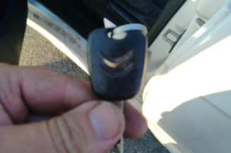 Serrure avant droit CITROEN C3 2