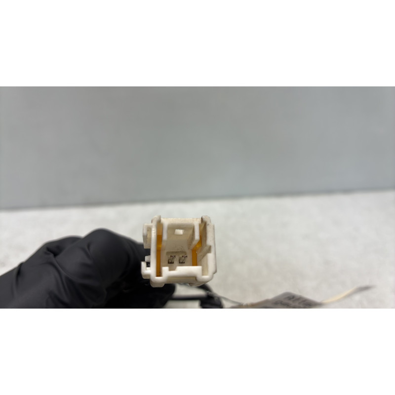 Attache ceinture avant gauche PEUGEOT PARTNER 2 Photo n°3