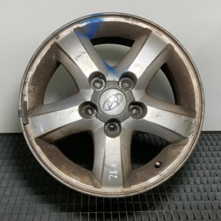 Jante HYUNDAI TRAJET Photo n°1