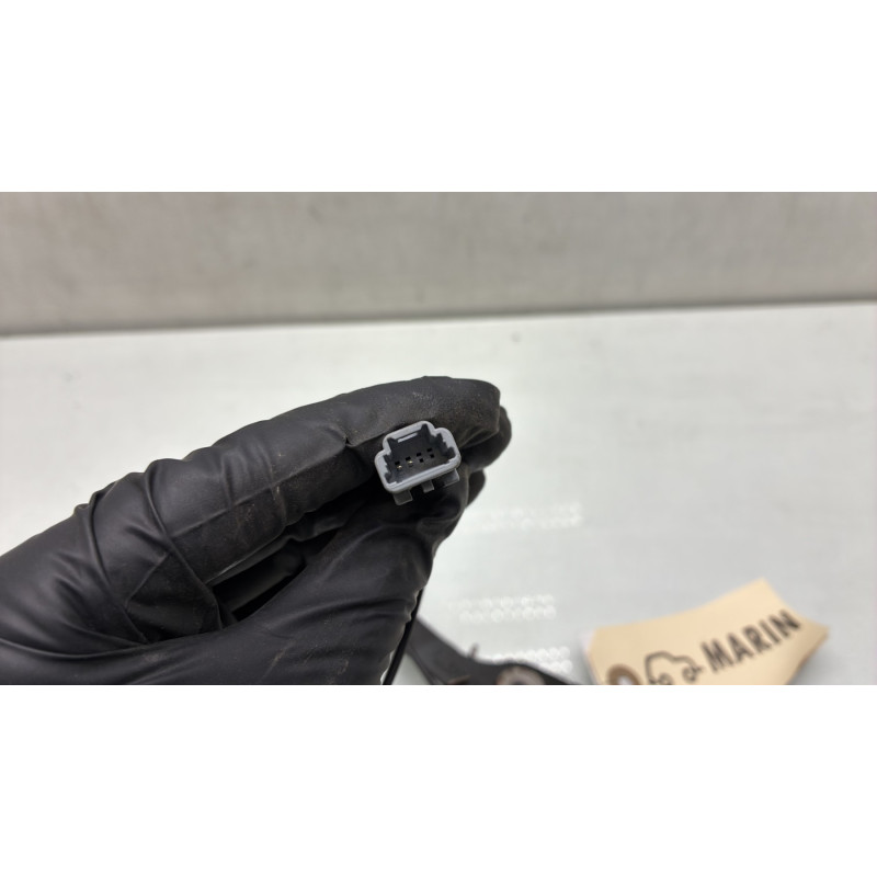 Attache ceinture arriere gauche RENAULT SCENIC 4 Photo n°4